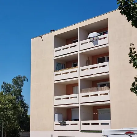 Bel 2 ,residence Privee Apartment Givet